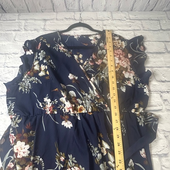 Fall Dress! Navy Floral Wrap Maxi Dress. Neck. Elastic Waist. Size 2X - Picture 5 of 7